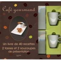 cafe-gourmand-coffret-un-livre-de-40-recettes-et-2-tasses-et-leur-soucoupe-de-presentation